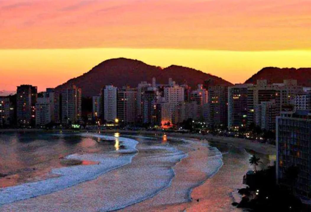 Apartamento Guarujá, praia Astúrias aconchegante Appartamento Esterno foto